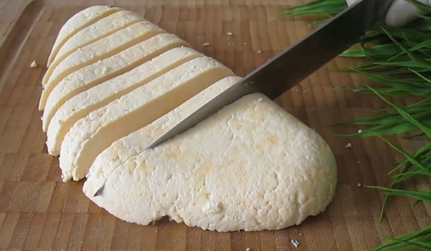 Kaynayan Sütün içine Yumurtayı dökün Artık marketten almam Sadece 3 Malzeme Bunu çok az kişi bilir