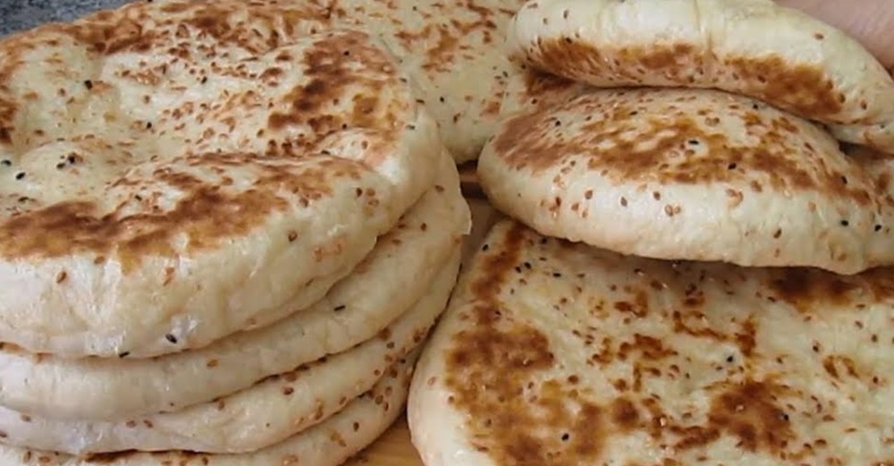 Susamlı Simit Lezzetinde Kuru Mayalı Bazlama Tarifi