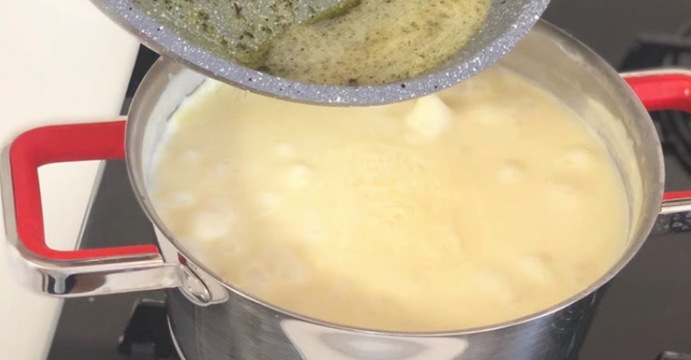 Müthiş Kolay Yoğurt Çorbası Tarifi