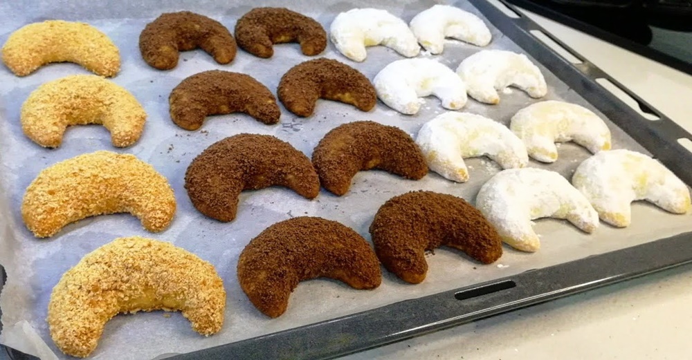 Tepsi Tepsi Yaptım Çayı Koyana Kadar 1 Tane Bana Kalmadı