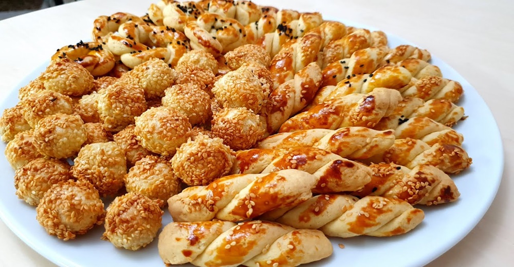 Böylesini Ancak Pastanelerde Bulabileceğiniz Pastane Usulü Tuzlu Pasta Tarifi