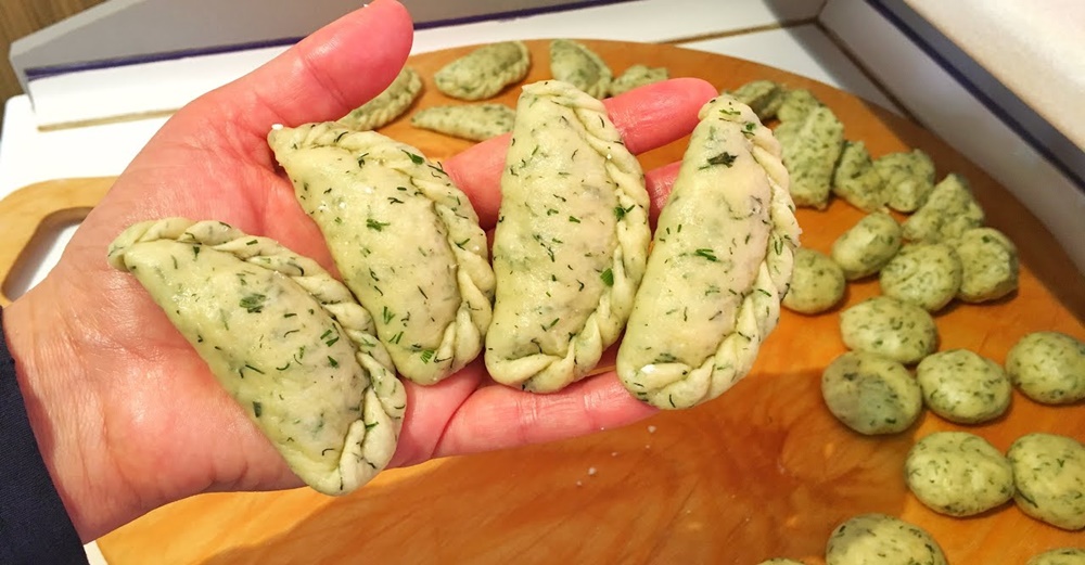 10 Dakikada Mayasız Kolay Dereotlu Poğaça Tarifi