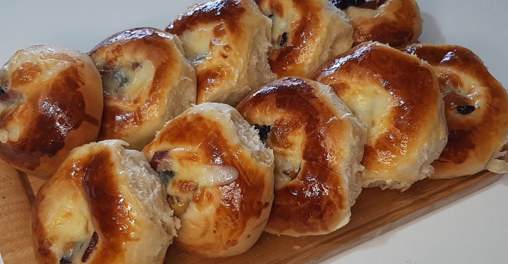 Yumuşacık Pizza Poğaça Tarifi