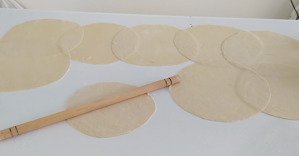 Sadece Kaynar Su ve Un ile