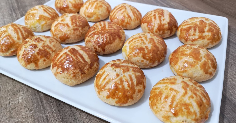 Yumuşacık Peynirli Poğaça Tarifi